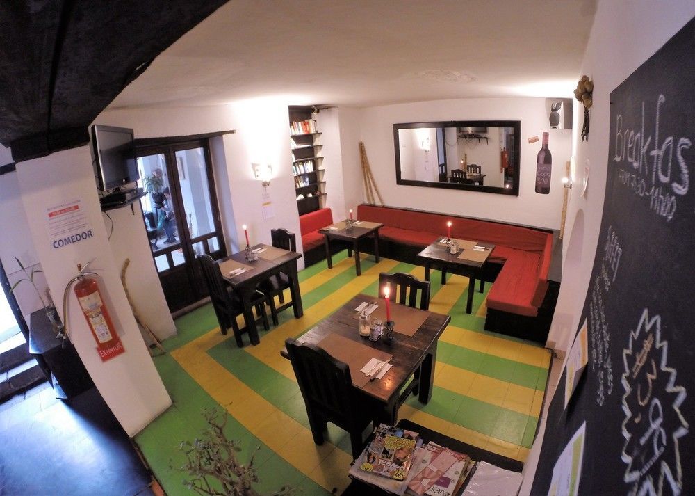 Hostal L'Auberge Inn Quito Exterior photo